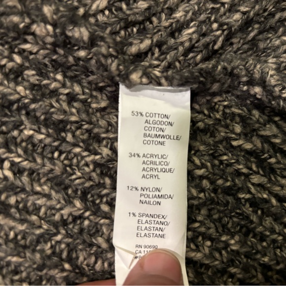 🎀 2 for $20sale 🎀 Kensie knit waterfall sweater - Picture 2 of 3